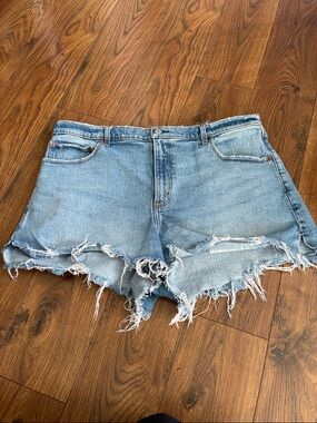 Abercrombie & Fitch Light Wash Distressed Denim Cutoff High Rise Shorts